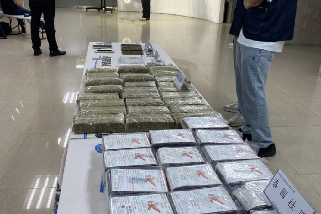 大麻夾藏桂圓內走私來台   刑事局偕海關破案逮2嫌