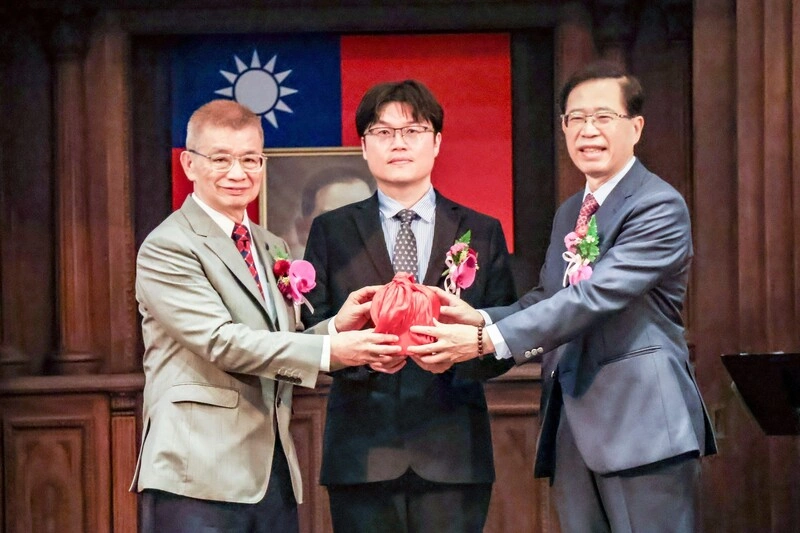 宋曜廷接任台師大校長　盼育全球視野跨域人才