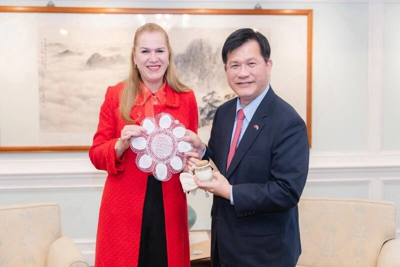 巴拉圭衛福部長：台灣在全球公衛體系扮演關鍵角色