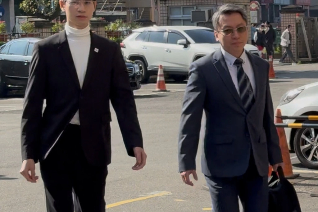 網紅家寧一家涉頻道帳務糾紛　法院開庭調解Andy現身