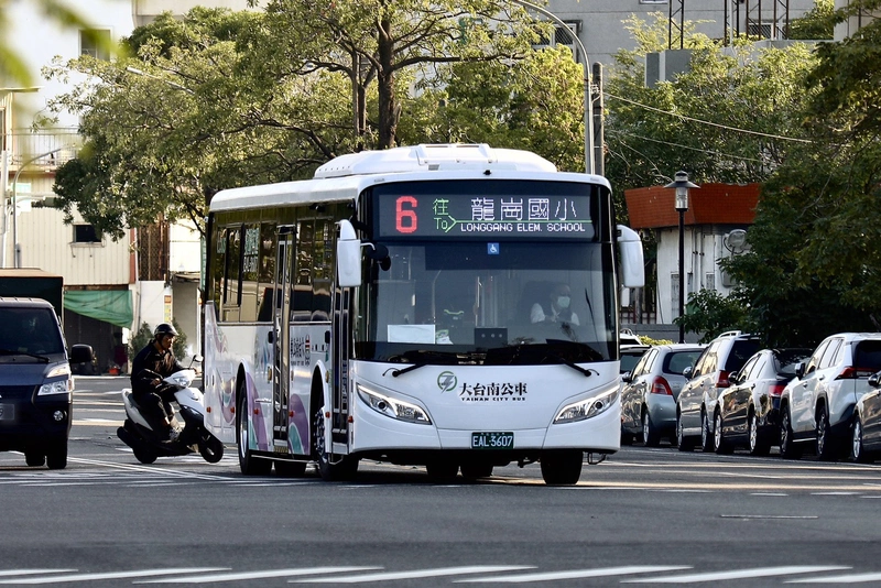 統聯客運台南投入9輛電動公車