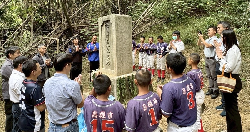 美濃4國小師生登山辦秋祭　感念百年前日本校長