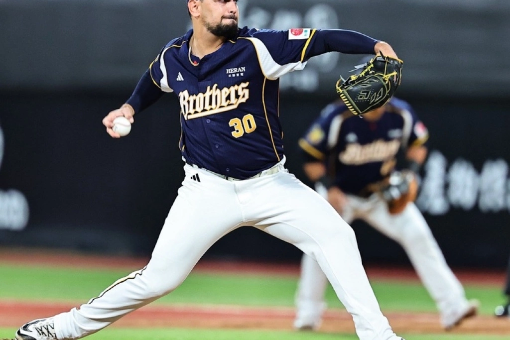 兄弟本季首次逆轉勝　開季13場第3勝平隊史最晚
