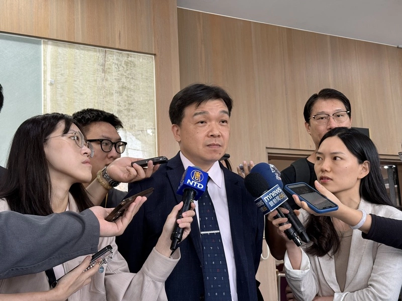 業界疑遭施壓表態  沈有忠：中共以商逼政是公開秘密