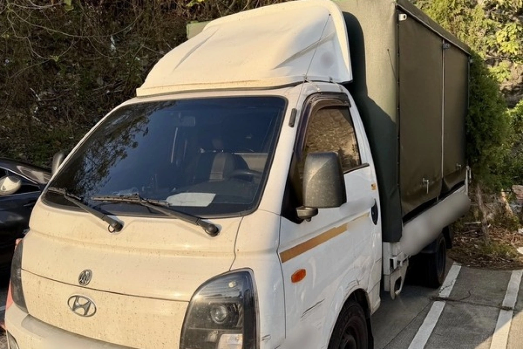 火炎山隧道內聚眾競速　警追查搜索扣「運兵車」