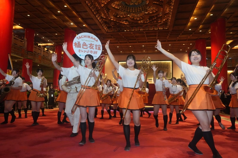 311大地震15週年 橘色惡魔校友團快閃演出感謝台灣