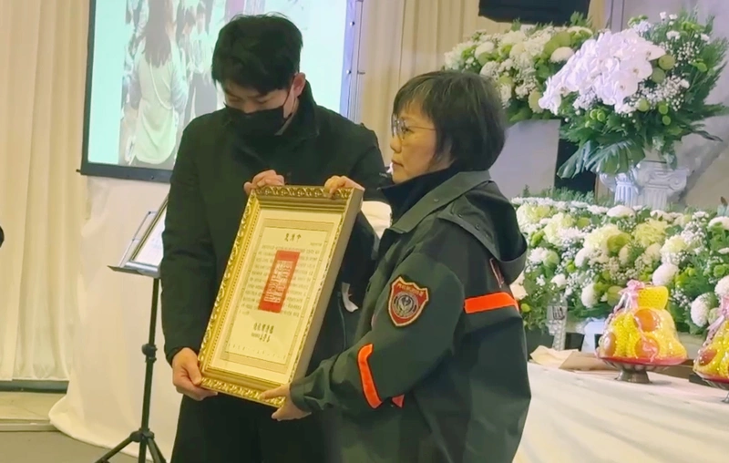 消防同袍淚讀祭文：詹能傑聽聞受困救人靈魂就點燃