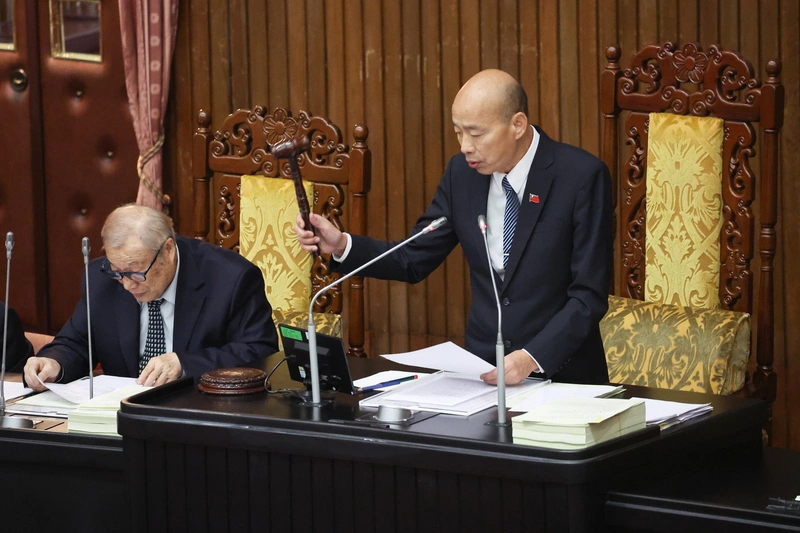 財劃法修正草案三讀　更正分配公式錯誤