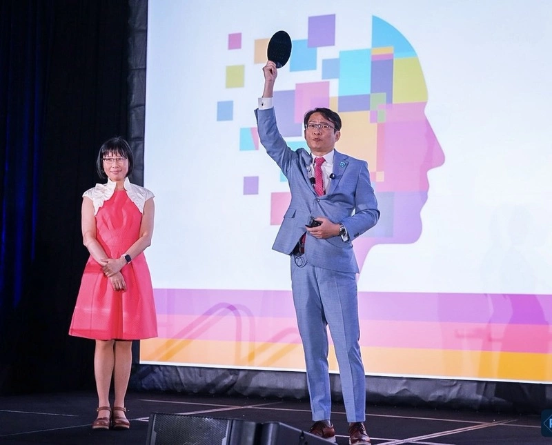 NEO發表AI記憶體新技術　施振榮：帶來半導體新可能