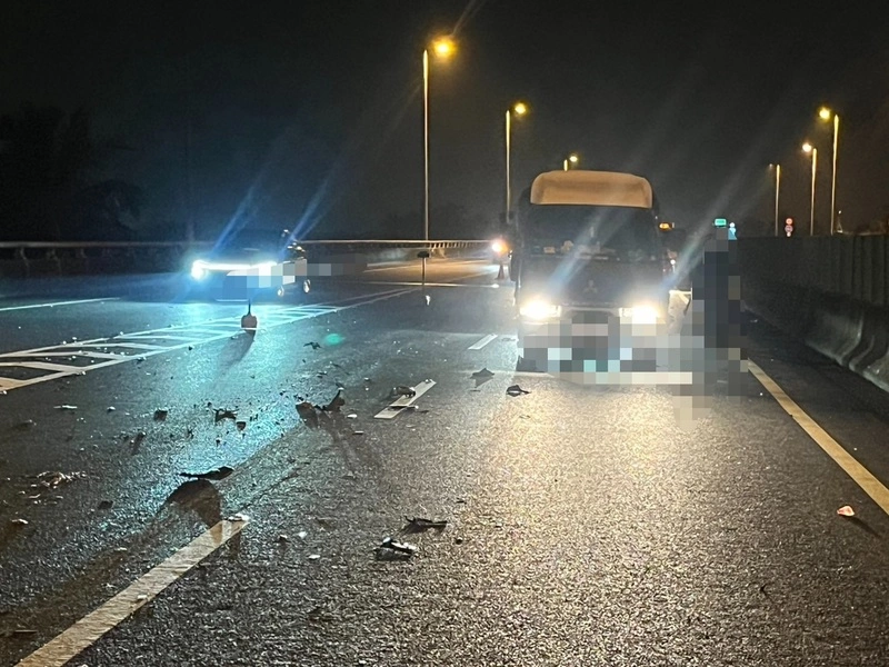 8旬翁疑騎車逆向上國道　對撞貨車亡