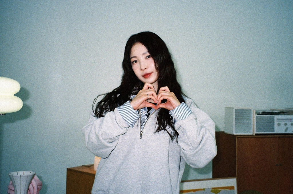 K-POP傳奇女王寶兒出道25週年，膝蓋「骨骼缺血性壞死」需開刀，忍痛暫別粉絲，取消個人演唱會