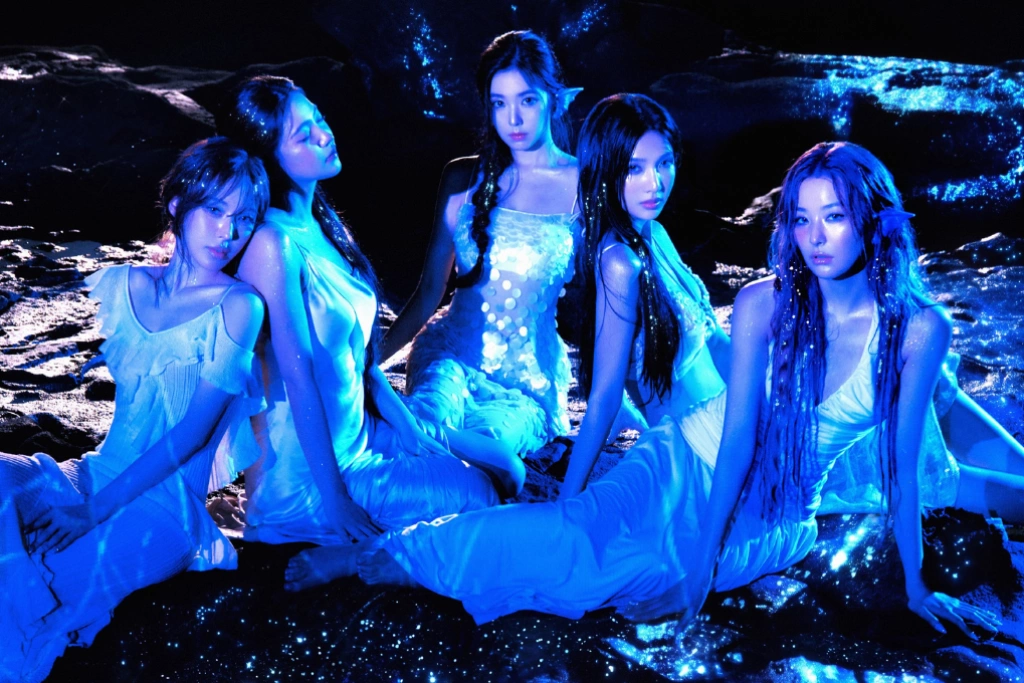 Red Velvet完整體夏日回歸倒數！夢幻夜海概念照與Mood Clip曝光 《Velvet Summer》再揭兩首收錄曲、8月3日發行
