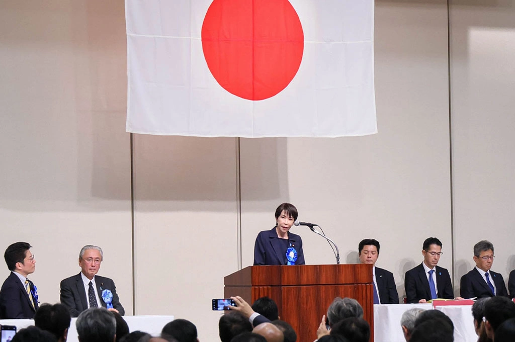 自民黨將迎70週年...《日經》:儘管高市早苗剛上任民意高,自民黨仍「難掩疲態」