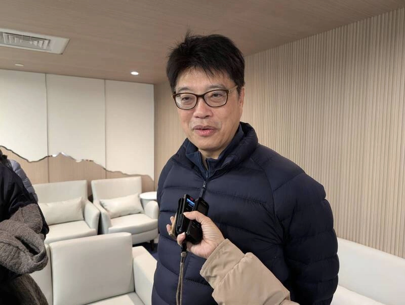 金門港旅運中心將試營運　邱垂正視察