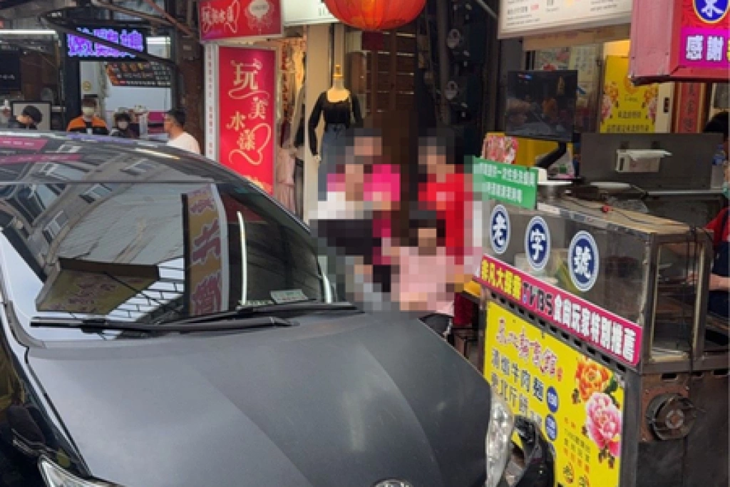 基隆毒駕讓道緊張失控　撞傷孕婦女童共5人送醫