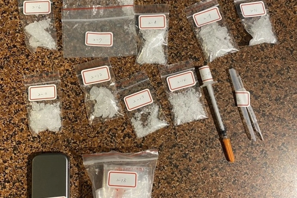 台灣馬祖間飛機客船運毒　4人遭羈押