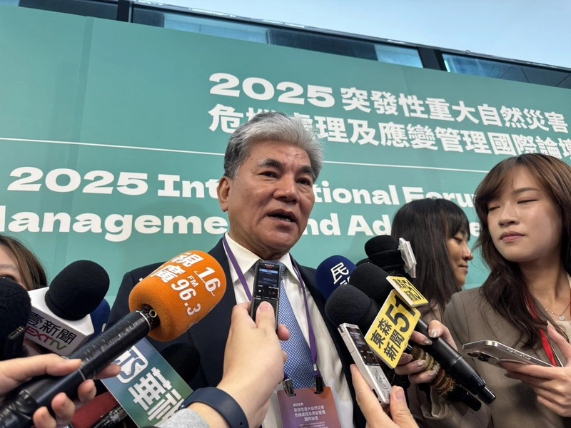 李鴻源：智庫人才應不分藍綠白