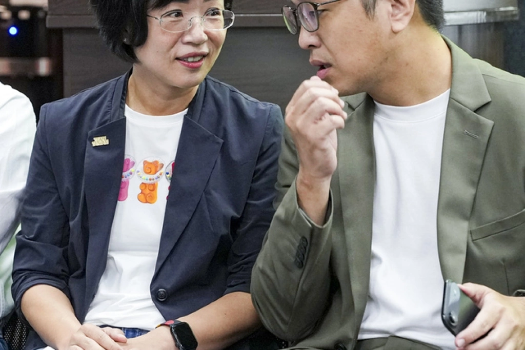 沙拉油食安 綠雙北市長參選人籲中央地方分工協力