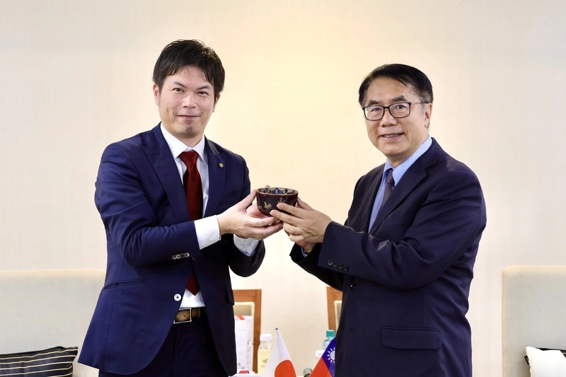 日本京都市議員拜會黃偉哲