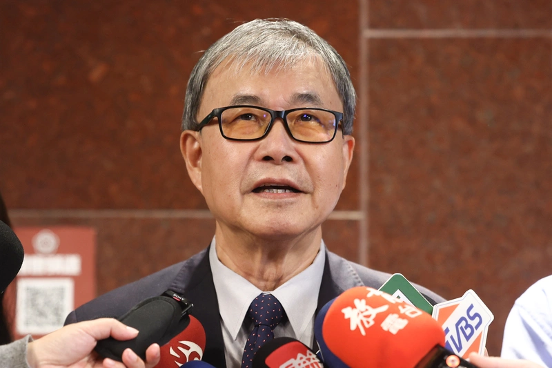 鄭英耀回應營養午餐議題