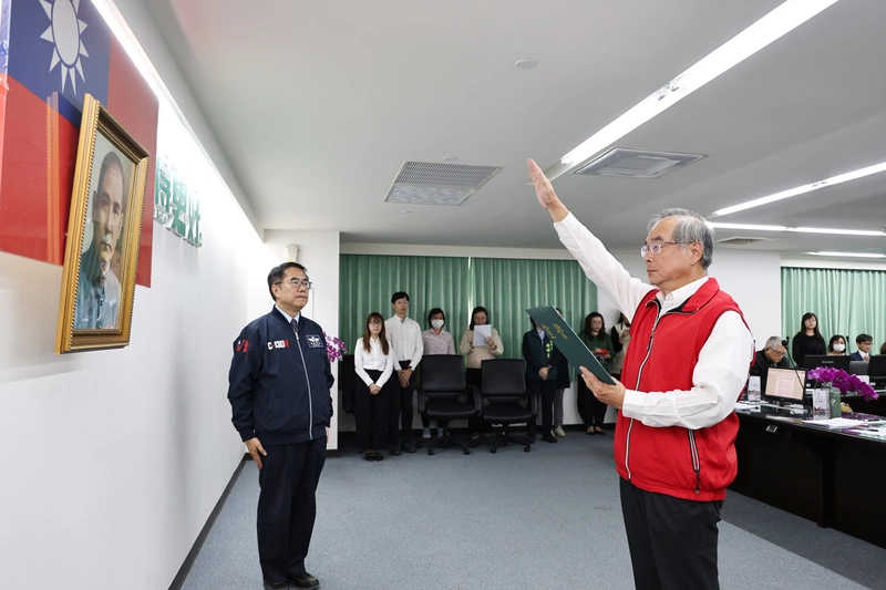 楊宗林宣誓就職台南消防局長