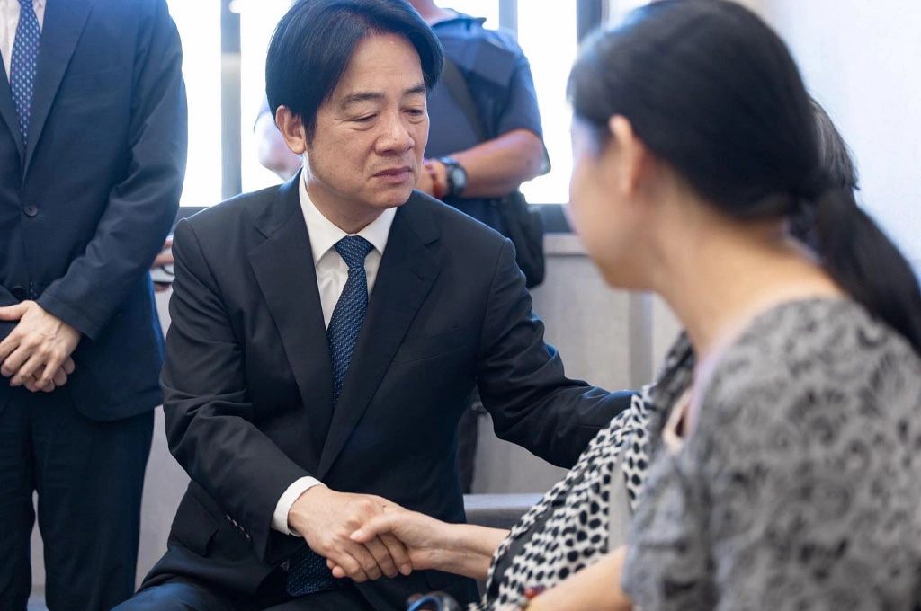 「挖土機超人」敗血症不治...賴清德昨捻香致意、今中常會再哀悼：志工救災務必注意安全