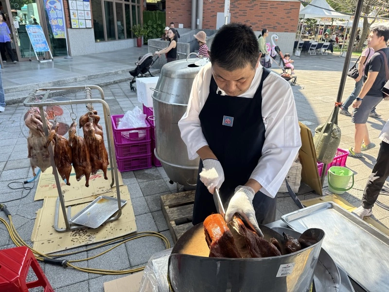 鵝邸家燒鵝專賣爭3連霸