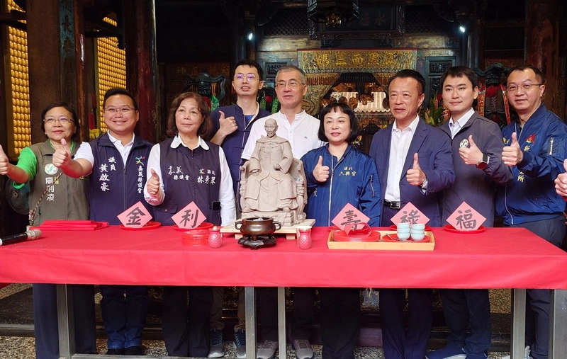 嘉義溪北六興宮為清代名將王得祿塑神像（3）