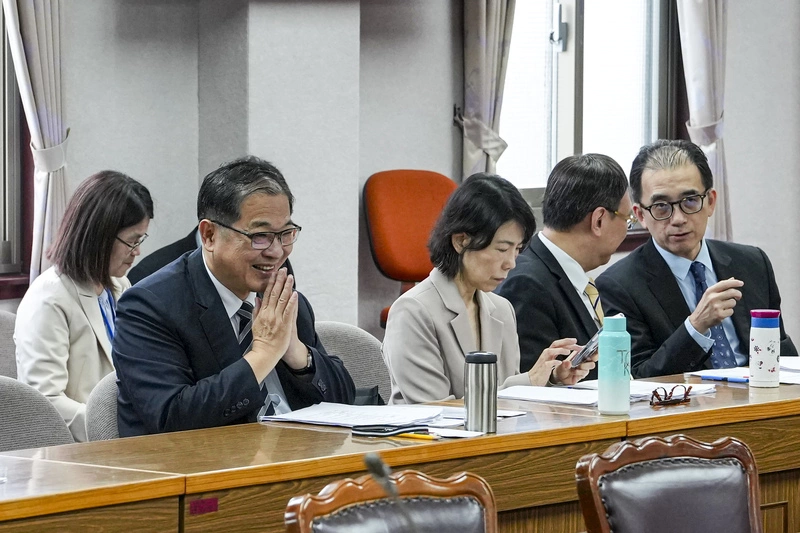 徐錫祥代理檢察總長遭質疑　鄭銘謙：無修法急迫性