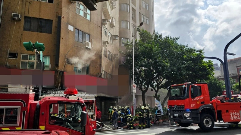 北市華廈餐飲店火警