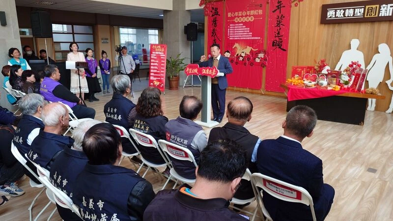 嘉縣府集結愛心陪伴弱勢  年菜送暖14年不間斷