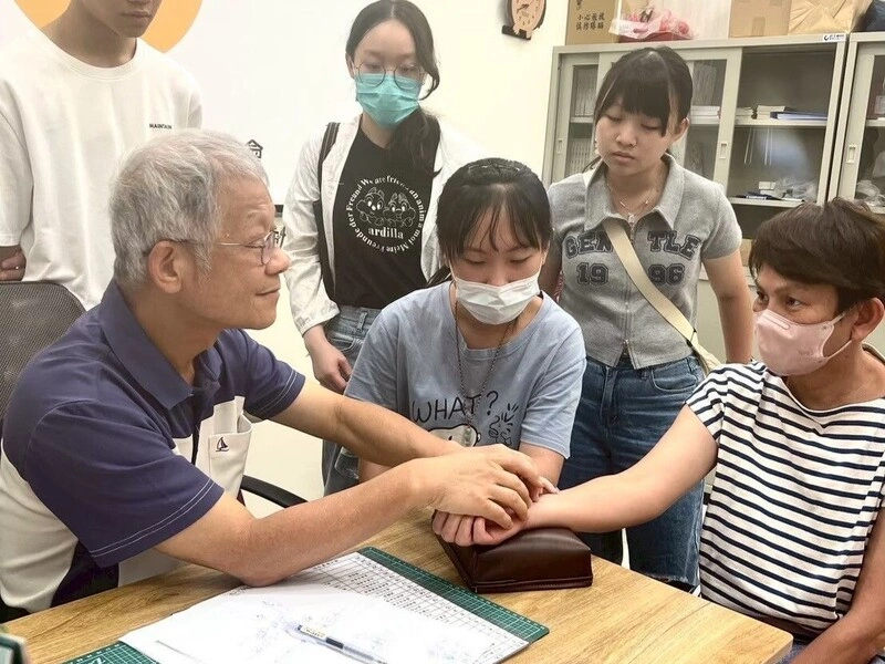 陽明交大推中醫學數位課　115學年供高中生選修