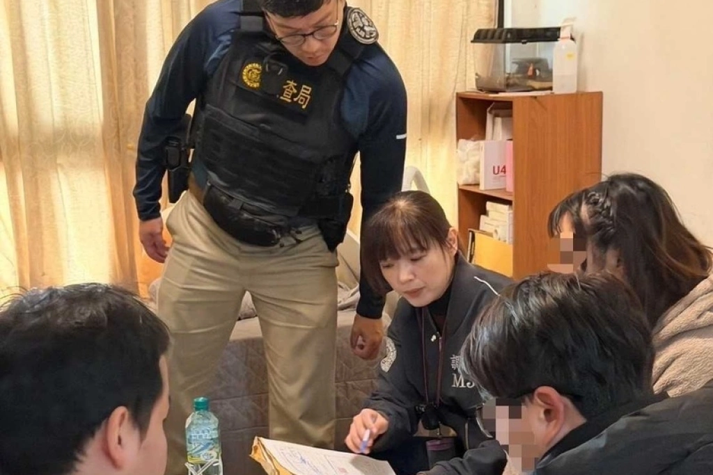 涉裝病詐保逾2千萬元  女子及親友共15人遭訴
