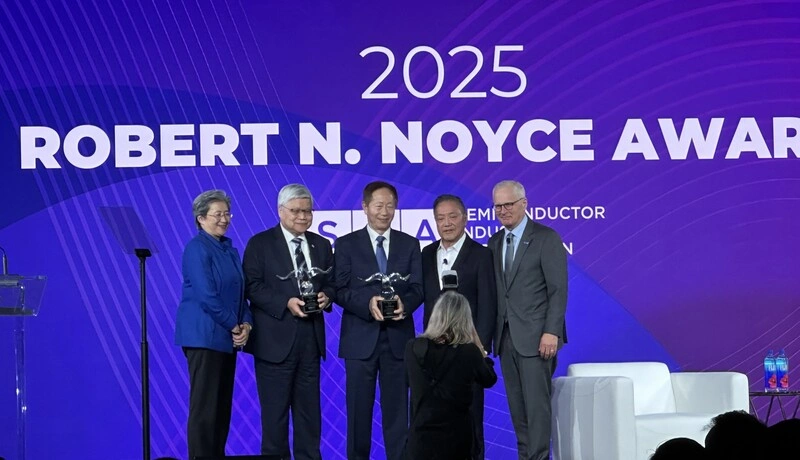 台積電前董事長劉德音獲羅伯特諾伊斯獎