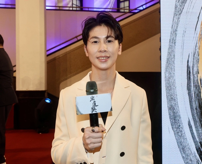 宏道獎頒獎　林郁婷獻主持初體驗