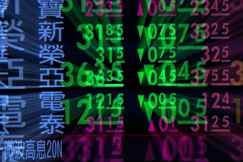 台股開高走低　跌221.57點