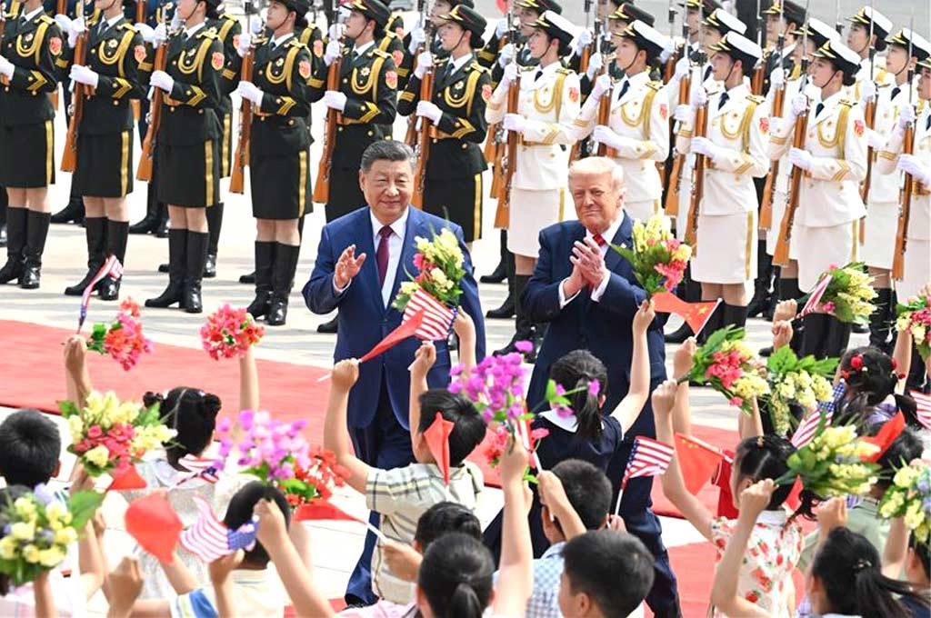 川習會幕後大混亂!白宮女幕僚遭踩倒在地、特勤被擋門外 美方怒轟中方安排「像場鬧劇」