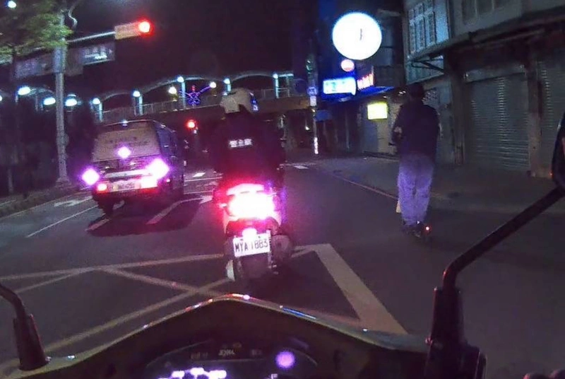 桃園醉男騎電動滑板車上路遭法辦