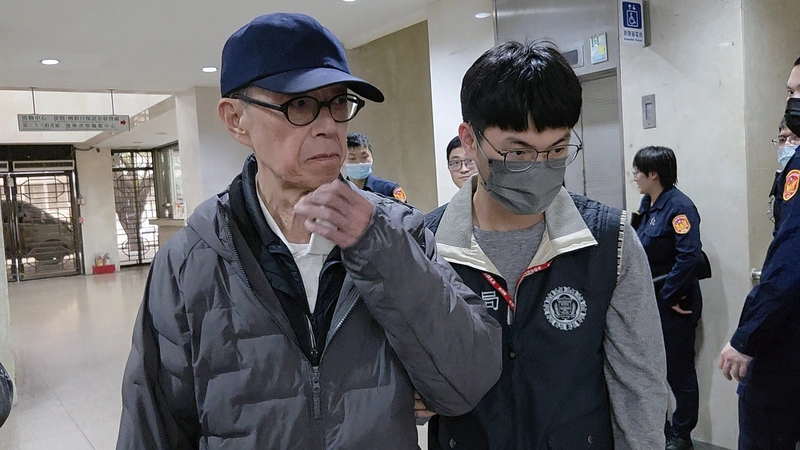 涉假交易掏空昶虹5億元　北檢約談前董事長等5人