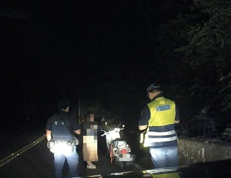 女子台中太平山區騎車迷路　警引導助脫困