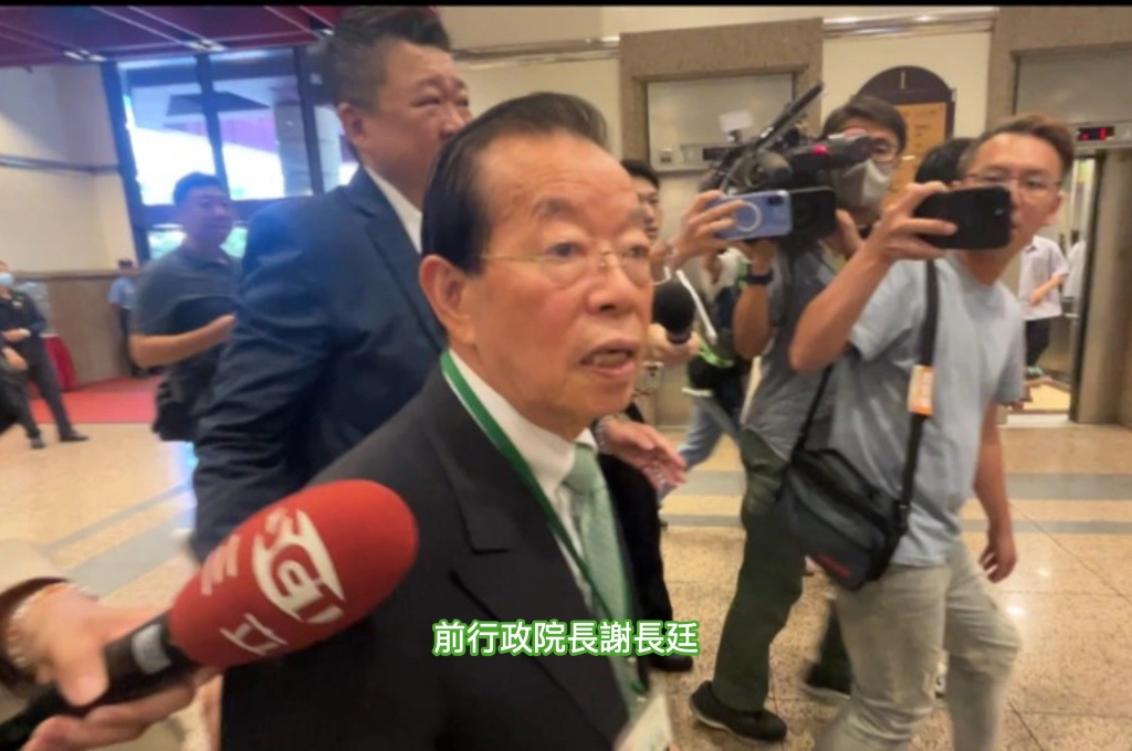 稱「大罷免是國家不幸」被藍委用來宣傳反罷免？謝長廷全代會遭追問、僅說「和黨立場沒不同」：別再同中求異