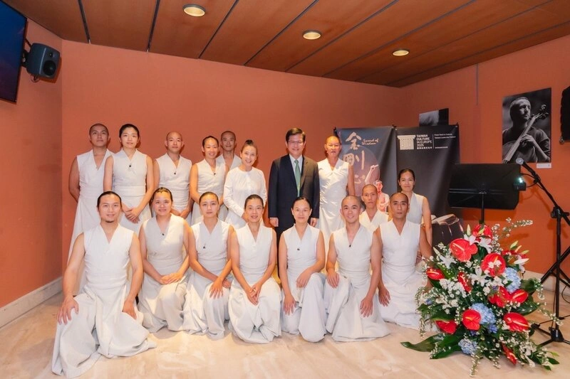 林佳龍出席優人神鼓演出