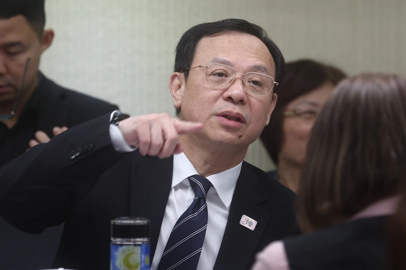 石崇良列席立院社福衛環委員會