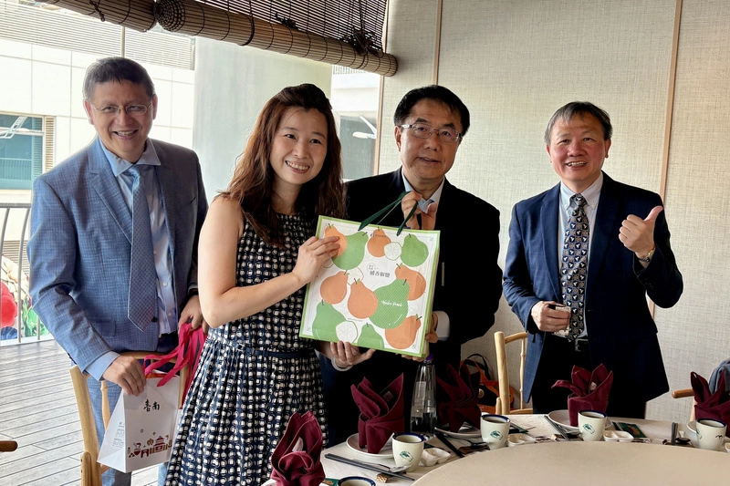 黃偉哲赴新加坡拓銷台南農產　盼擴大工商及觀光交流