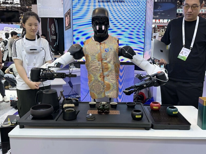 人工智能大會17日登場  中國企業大秀機器人應用