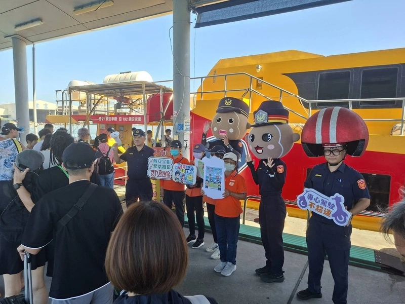 國慶連假首日屏東湧車潮　緩解觀光業暑期損失