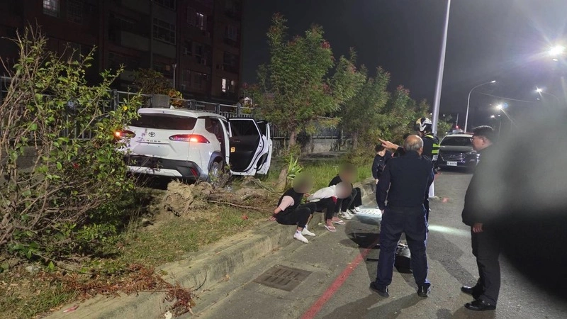 疑債務糾紛　高市街頭上演飛車追逐