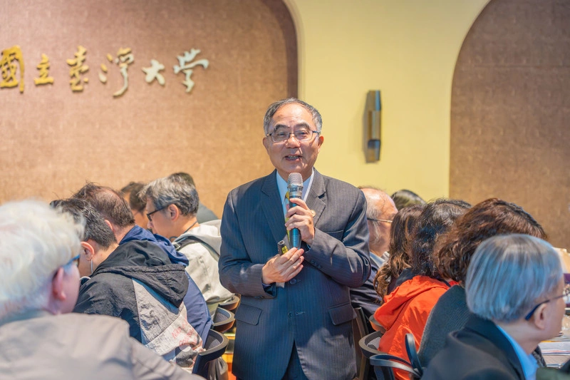 台大校長陳文章成功續任