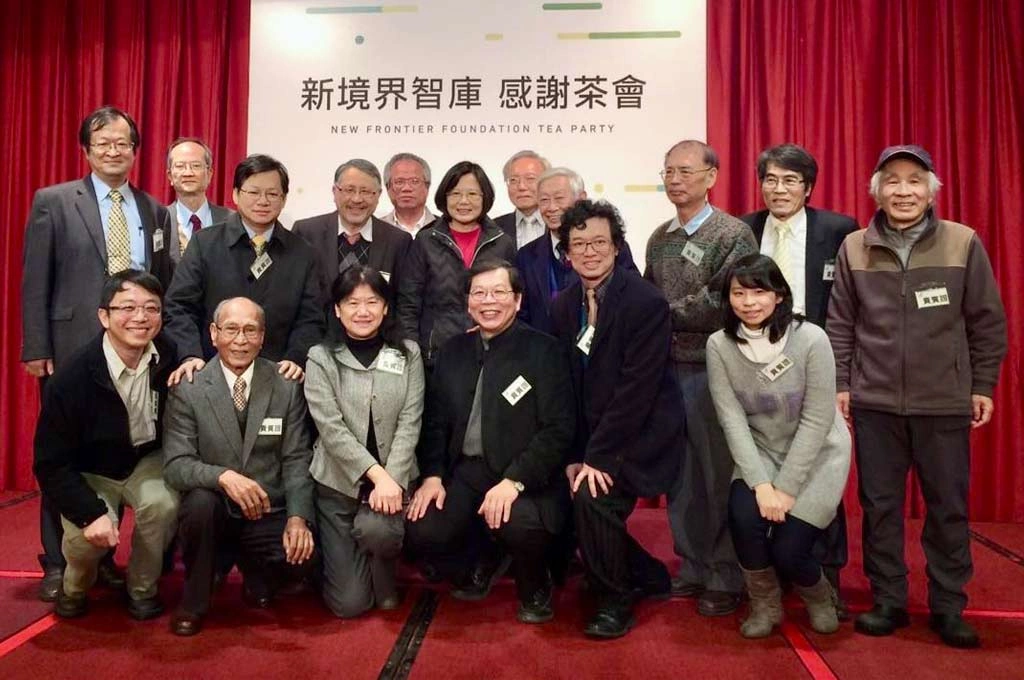 撰「反紫光外傳」憶沒退路的那項決定！李竹芬曝李忠憲為反中資入股「切換戰鬥模式」槓上林全官員、智庫