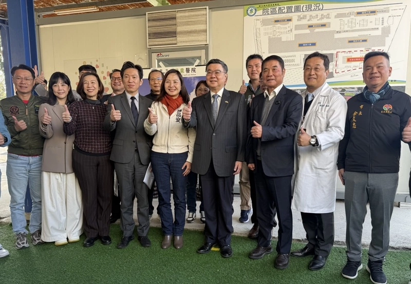 卓榮泰視察苗栗醫院急重症醫療大樓擴建工程